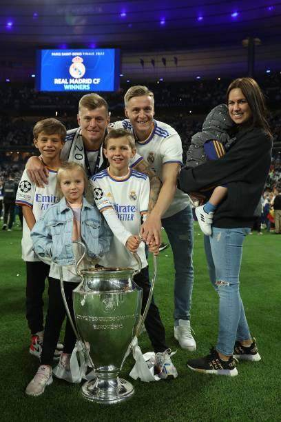 1716347855741088195.jpg 1399890772-612x612.jpg