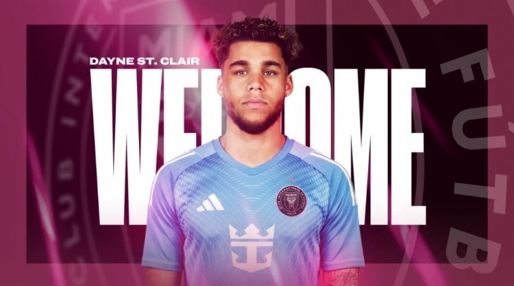 九游体育官网-迈阿密新援圣克莱尔：世界杯前和梅西等人合作，有助于我提高